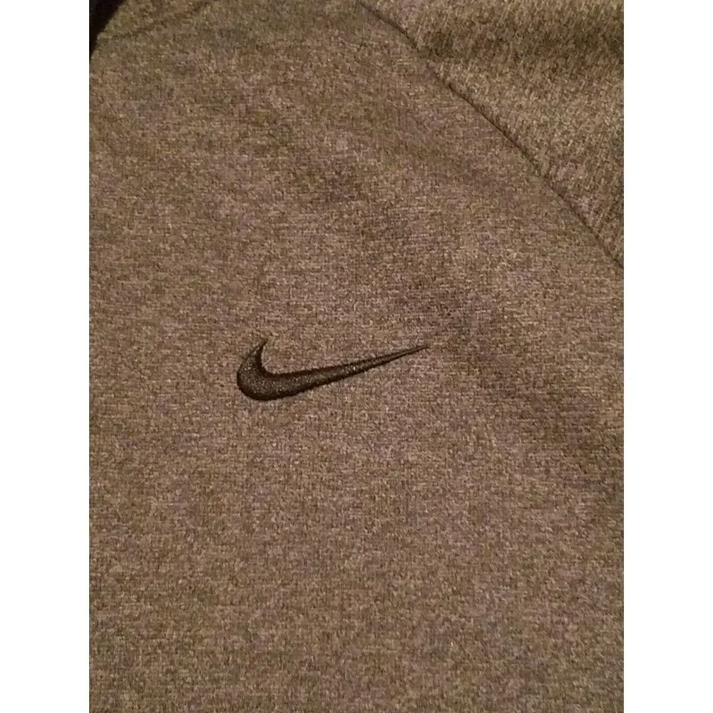 Nike Themar Fit‎ Sweater Mens Large Gray Drawstring Hoodie Activewear Zip Pocket